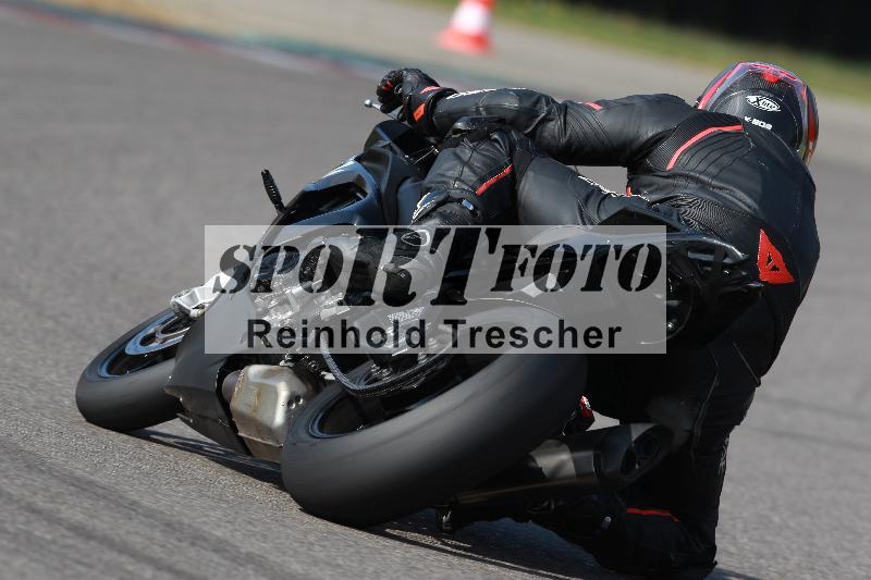 /Archiv-2022/06 15.04.2022 Speer Racing ADR/Gruppe gelb/90